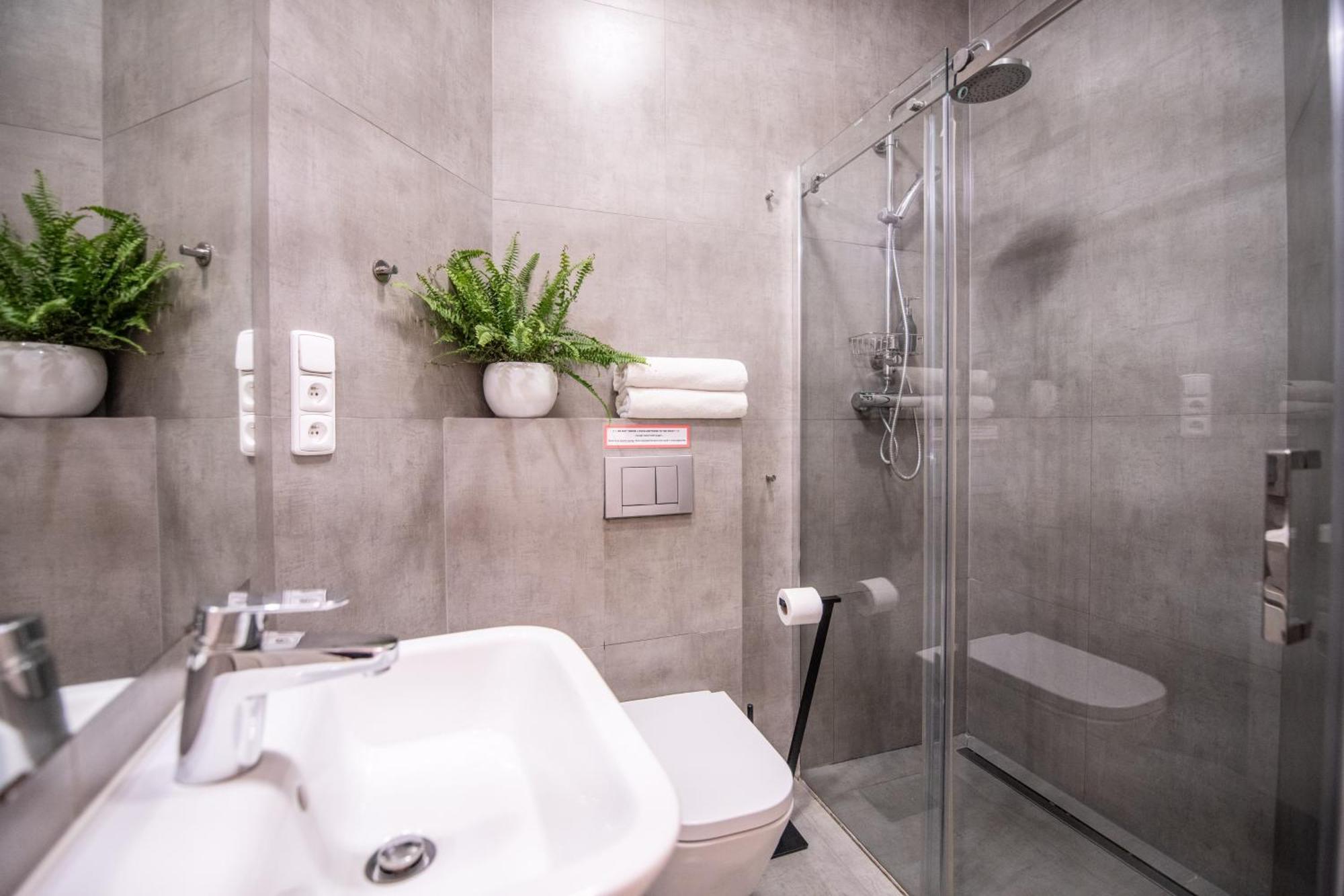 Modern Downtown Apt - Renovated, On Ideal Location Praha Exteriér fotografie