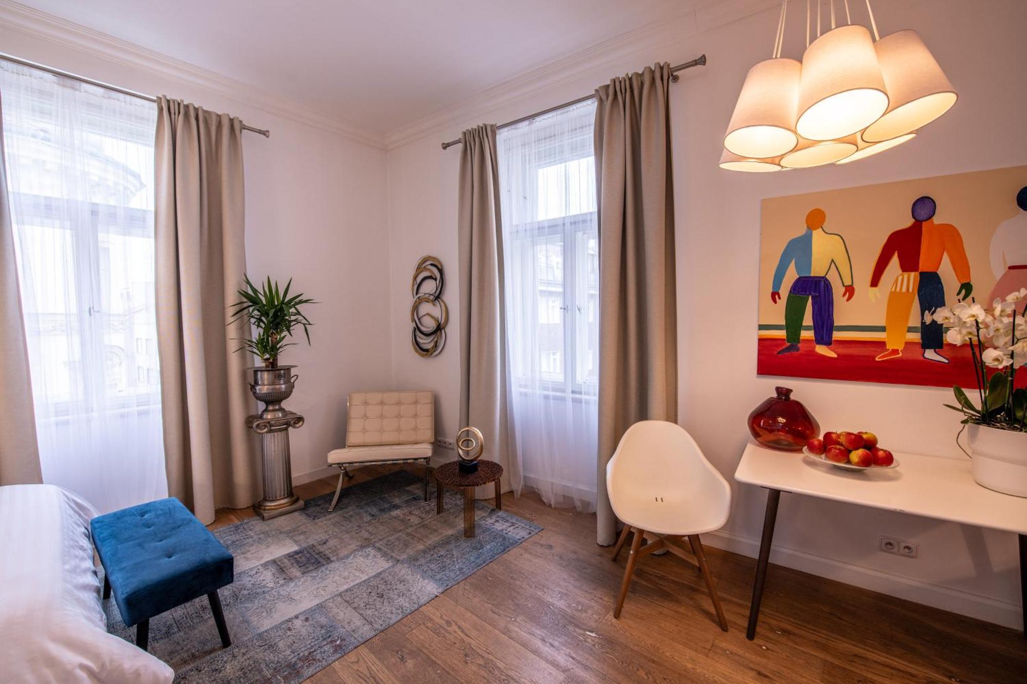 Modern Downtown Apt - Renovated, On Ideal Location Praha Exteriér fotografie