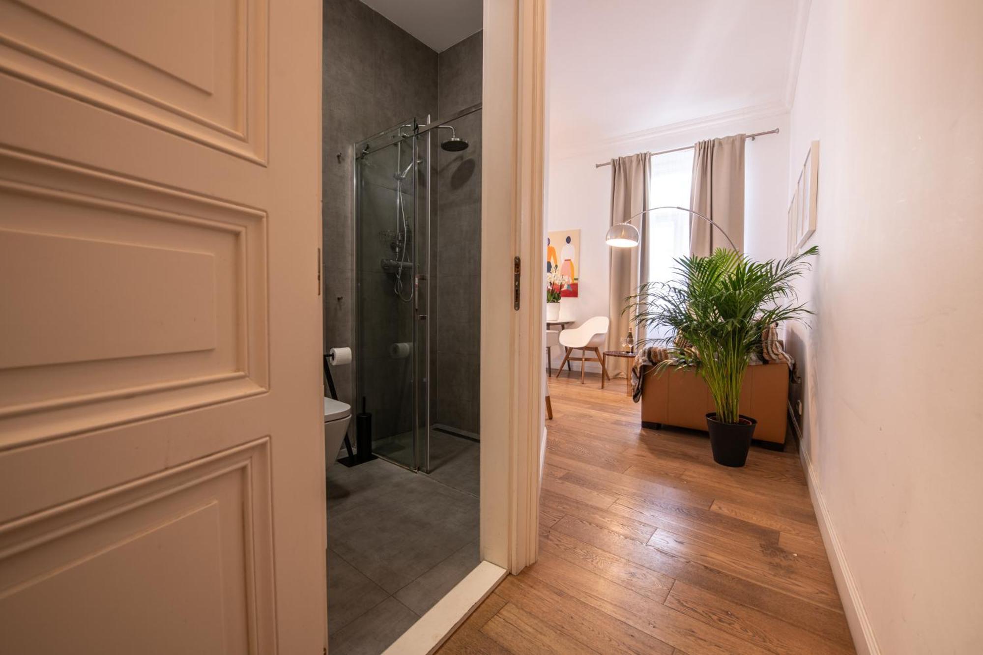 Modern Downtown Apt - Renovated, On Ideal Location Praha Exteriér fotografie